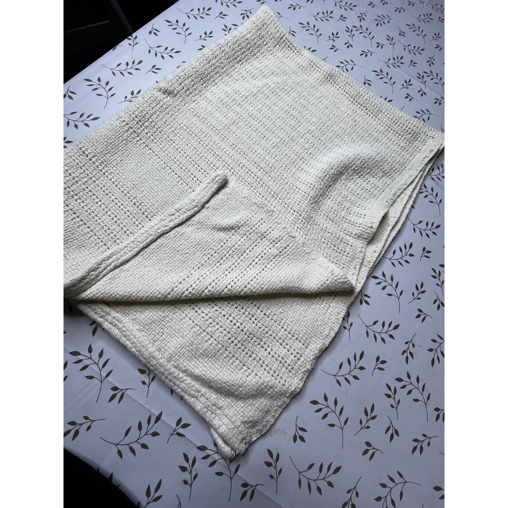 Vintage 100% Cotton Thermal Waffle Knit Baby Blanket yellow Made in USA 31x42